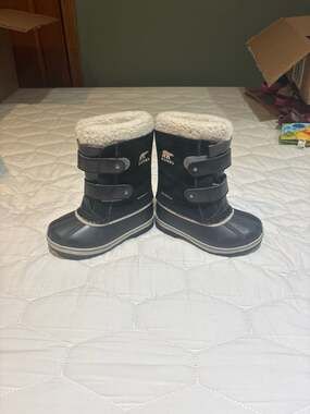 Sorel Kids' Snow Commander Waterproof Winter Boots Black Size 10 Toddler